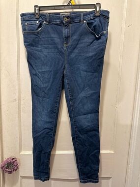 Torrid Midfit Skinny Jeans